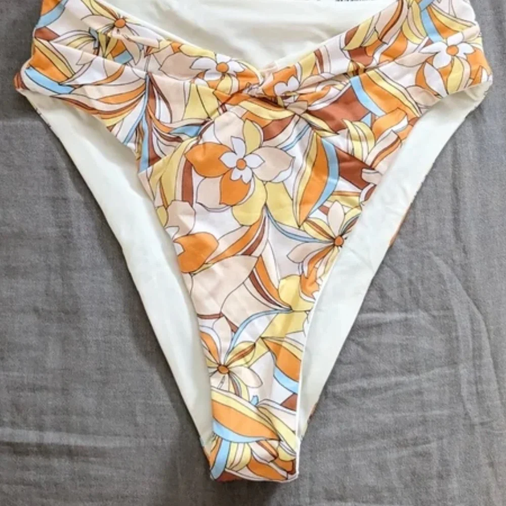 L*Space Bikini Bottom Soulshine Floral - Picture 4 of 5